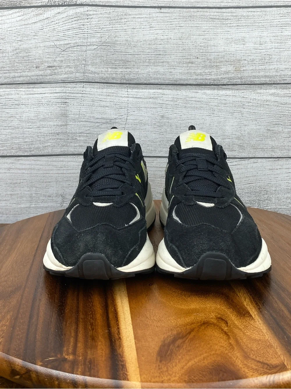 New Balance 57/40 Black Oyster Yellow Shoes W5740HL1 Women’s Sneaker Size 8
